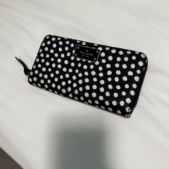 Kate spade polka dot backpack with matching wallet. - Picture 2 of 7